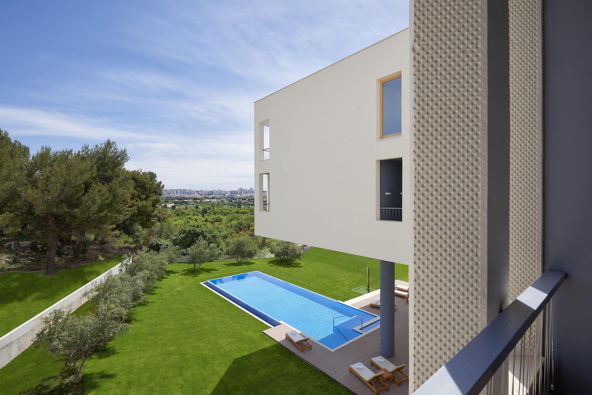 Hotel Salona Palace מראה חיצוני תמונה