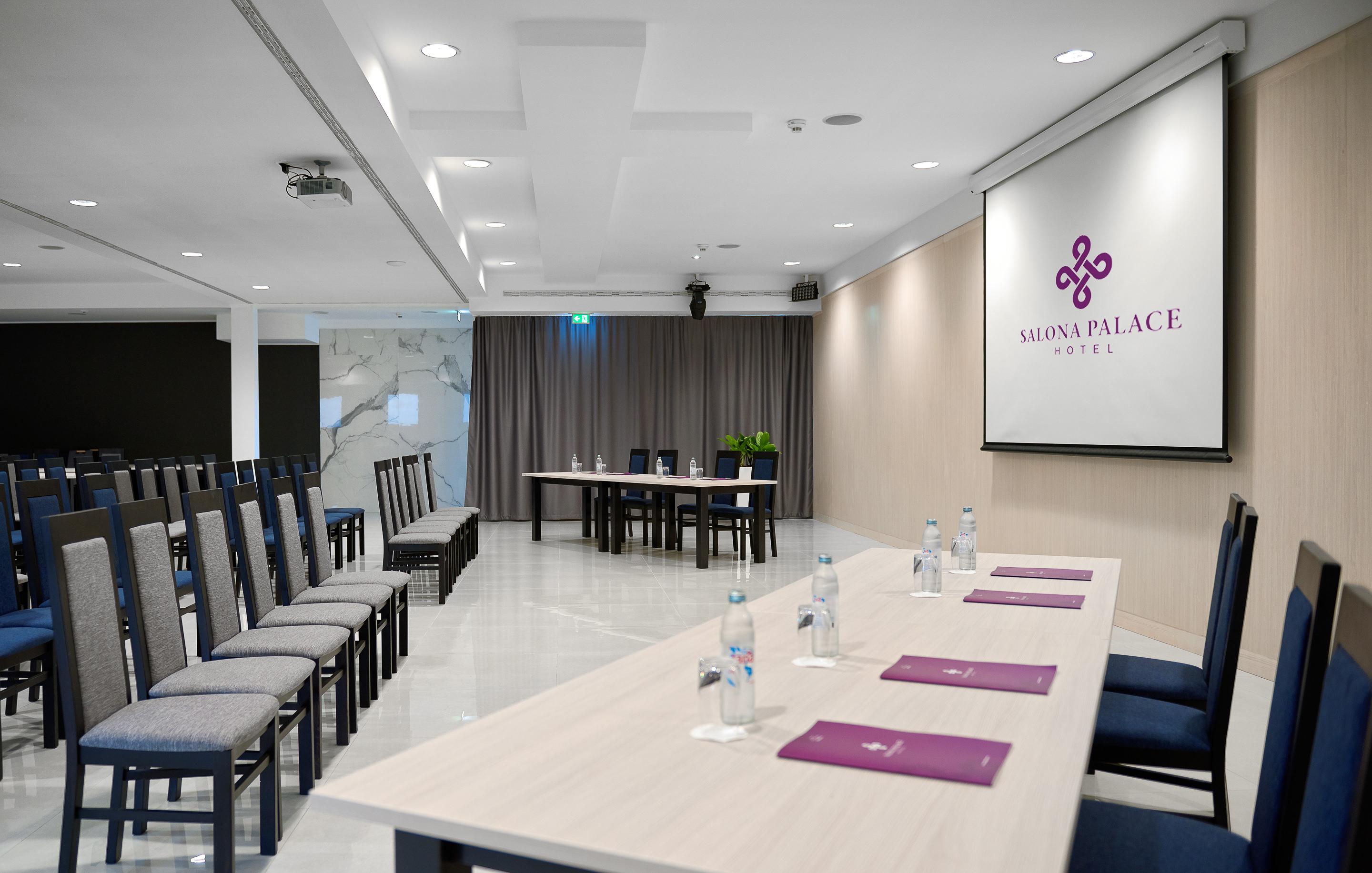 Hotel Salona Palace מראה חיצוני תמונה