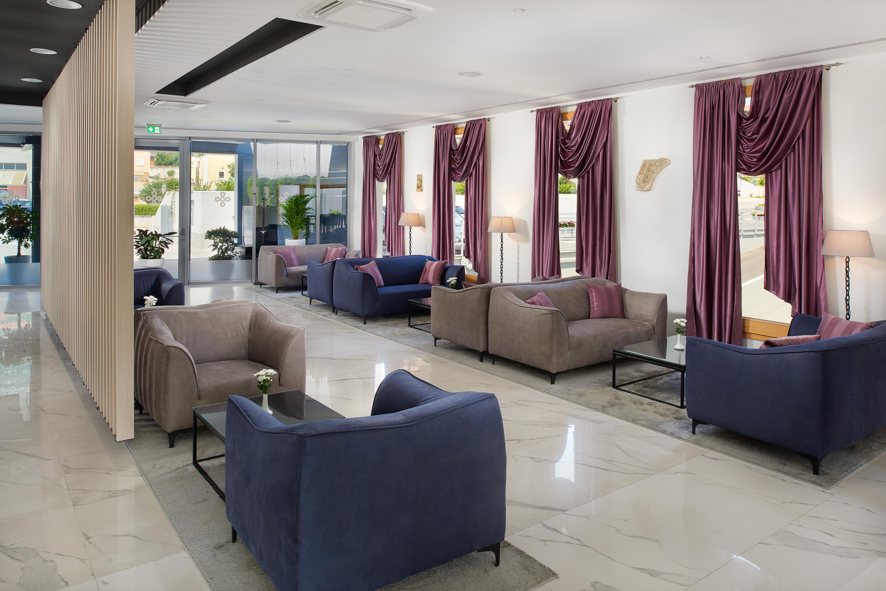 Hotel Salona Palace מראה חיצוני תמונה