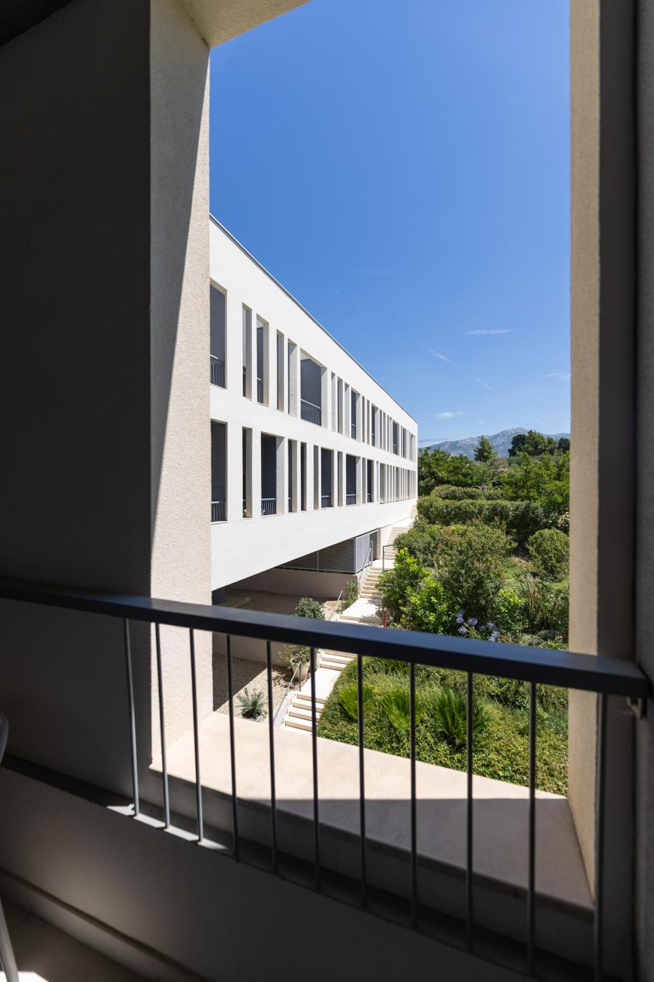 Hotel Salona Palace מראה חיצוני תמונה